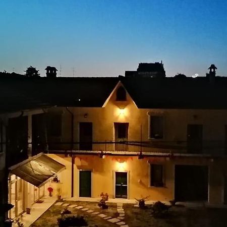 Cascina Anita Bed & Breakfast Samarate Bagian luar foto